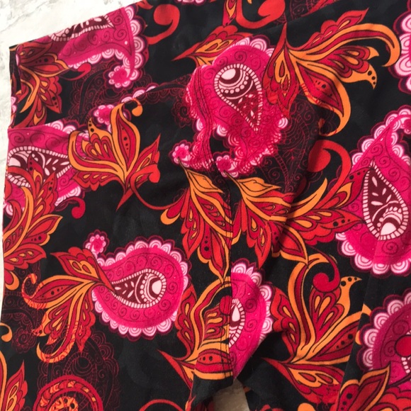 Floral Lularoe Everyday Leggings - Picture 7 of 8